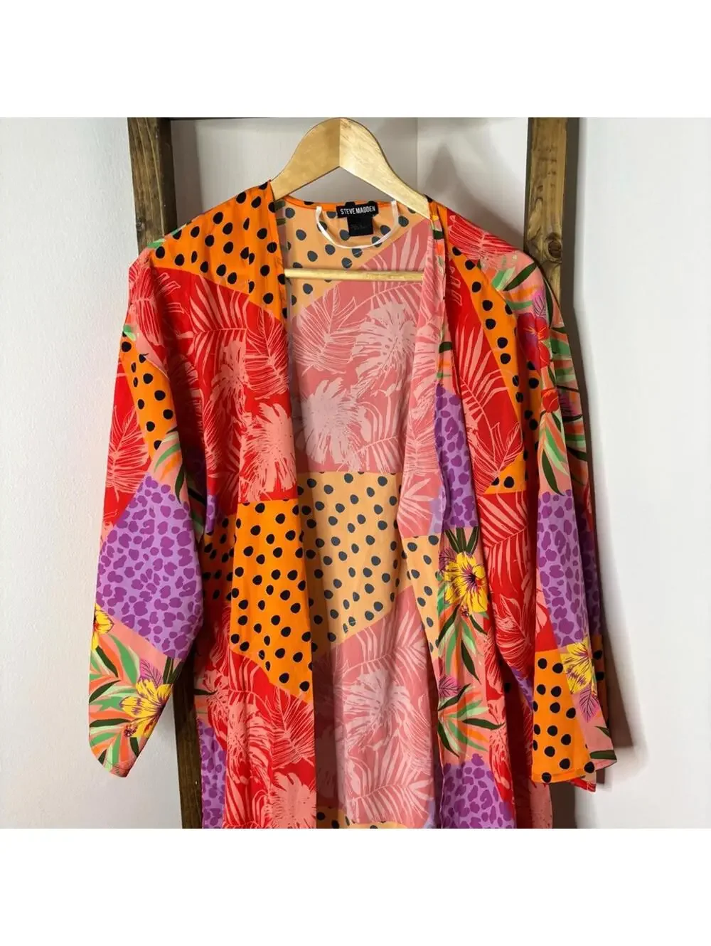 Steve Madden stylish kimono